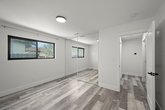 Building Photo - 8685 Longwood St