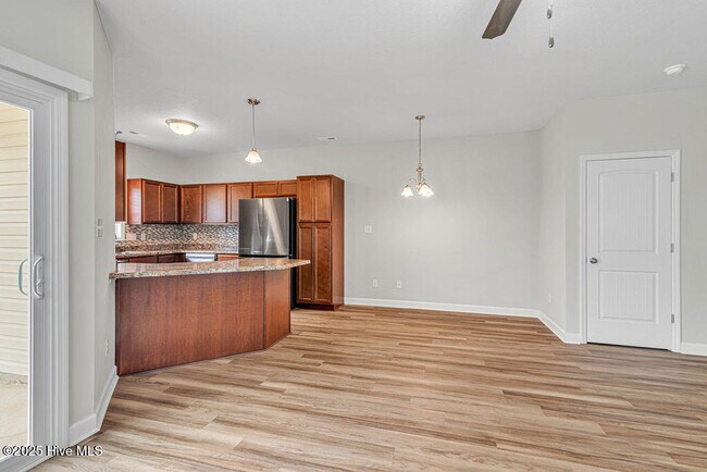Building Photo - 305 Otis Cv Ln