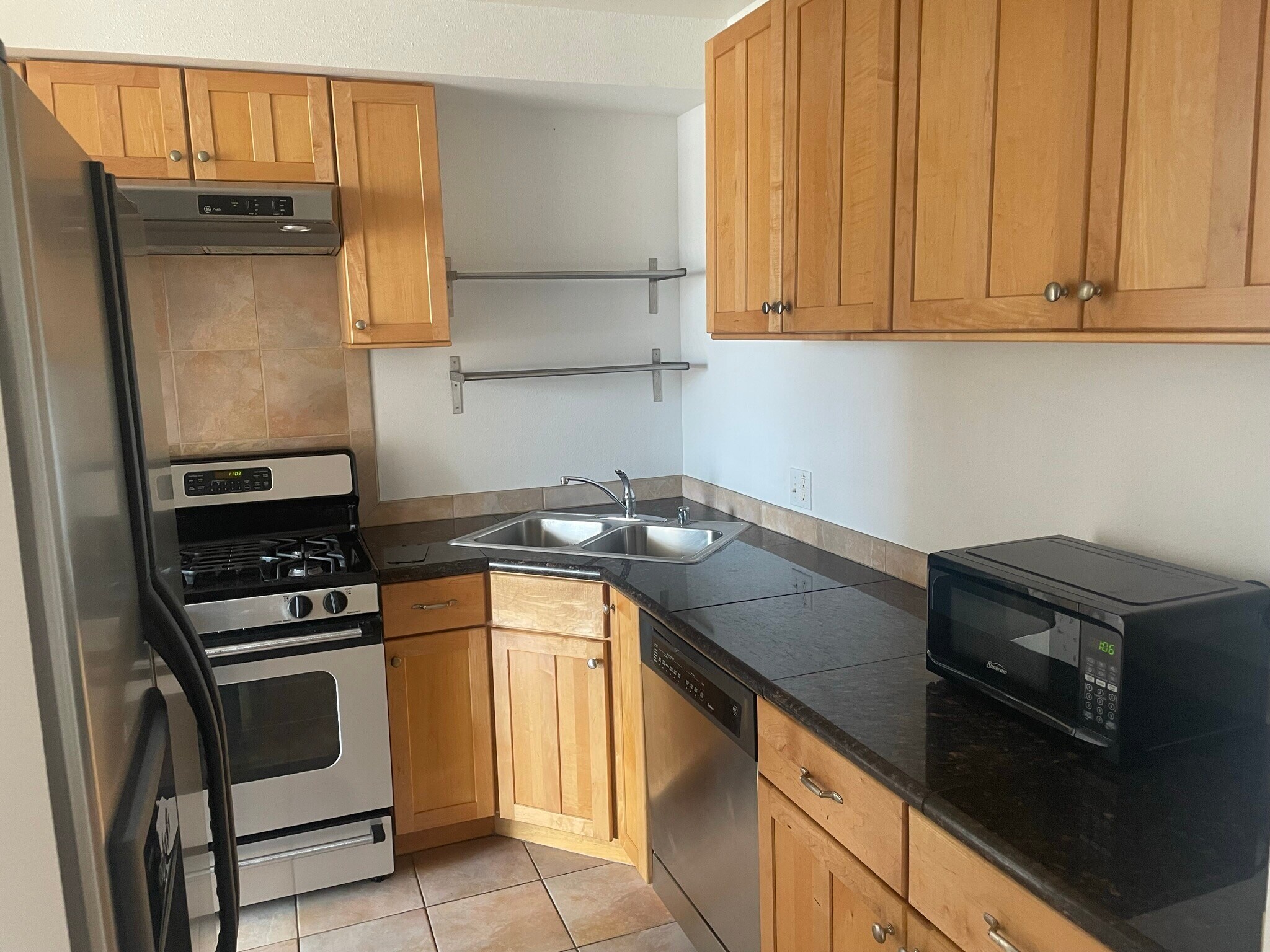 Kitchen, from Hall - 426 27th St