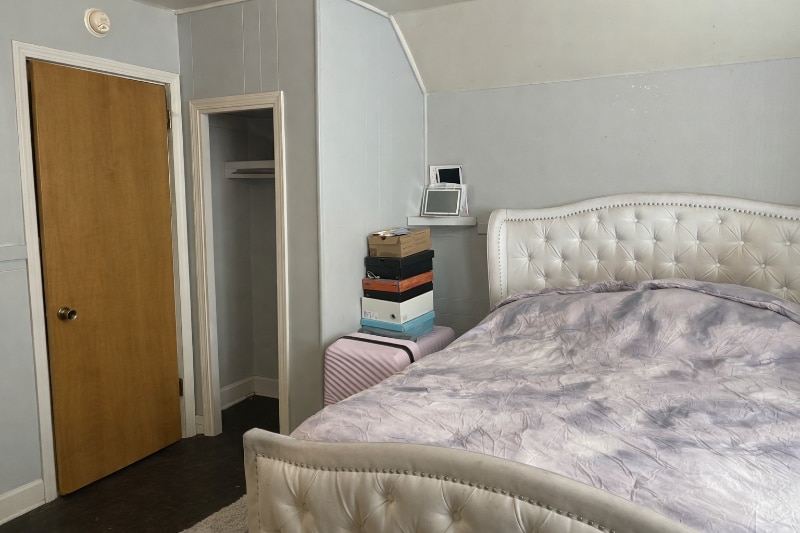 Building Photo - 743 7th St NW