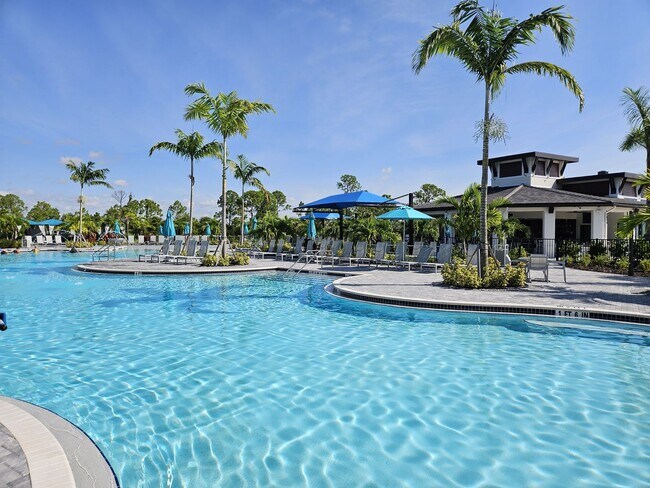 Building Photo - Golf Transfer New Construction 3-Bedroom 2-Bathroom First Floor Condo in the desirable Wellen Gol...