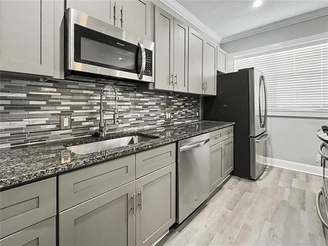 Building Photo - 408 Armada Rd