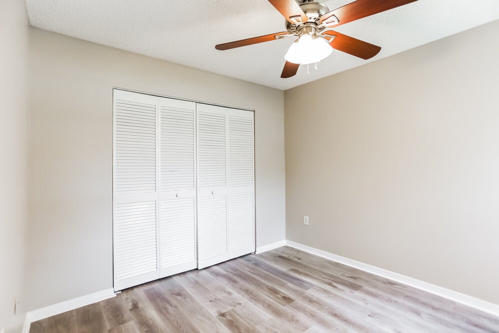 Building Photo - 3049 NW 72nd Ave