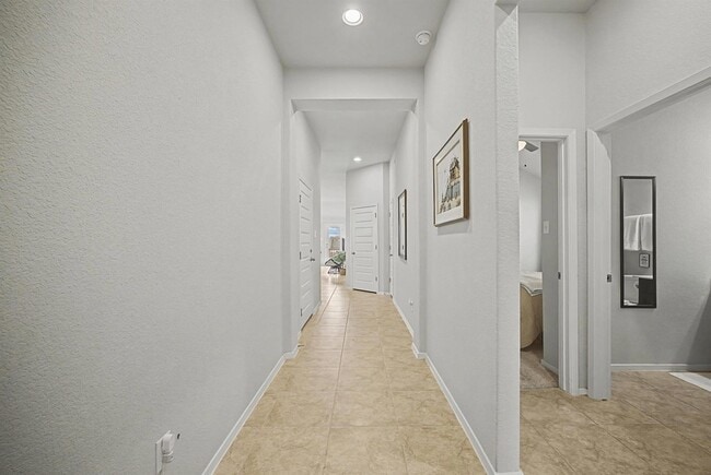 Building Photo - 425 Spiny Lizard Ln