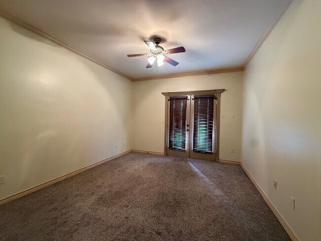 Building Photo - 8216 Casa Verde Rd