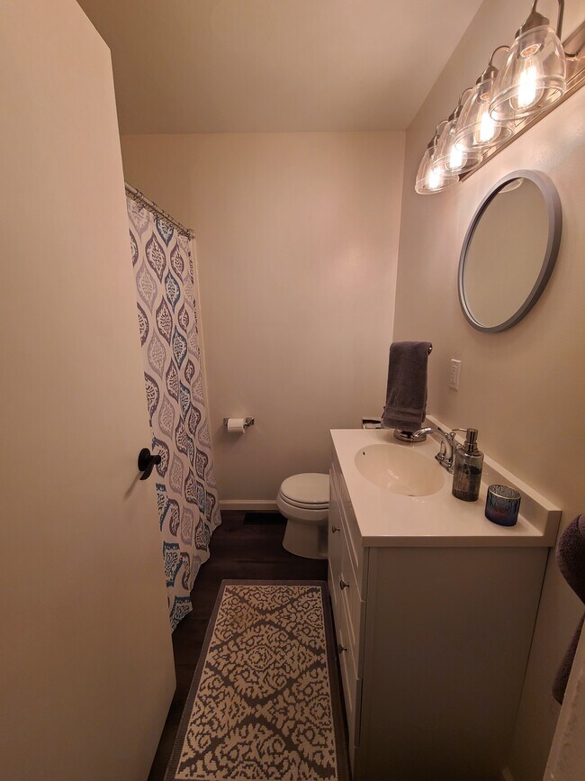 Building Photo - 510 Washington Park Blvd