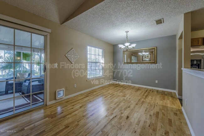 Building Photo - 4570 Blue Stream Ln N