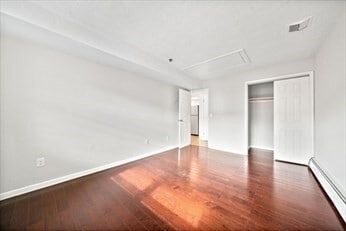 Building Photo - 36 Pleasant Dr