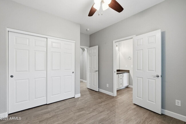 Building Photo - 10915 E Rafael Ave