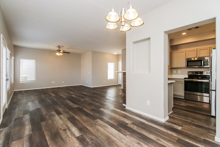 Building Photo - 22243 N 29th Dr