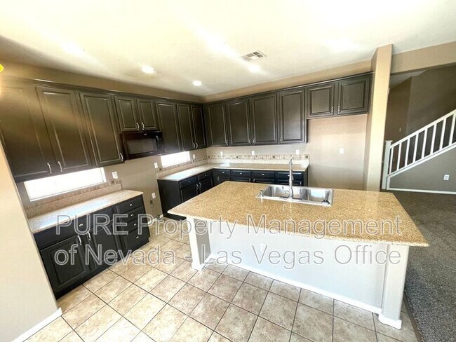 Building Photo - 3904 Ropers Ranch St
