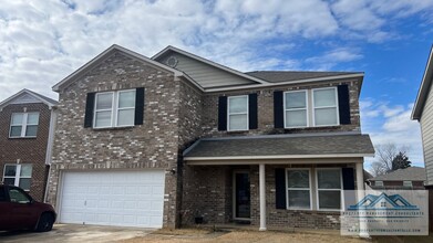 Building Photo - 182 Forestbrook Dr