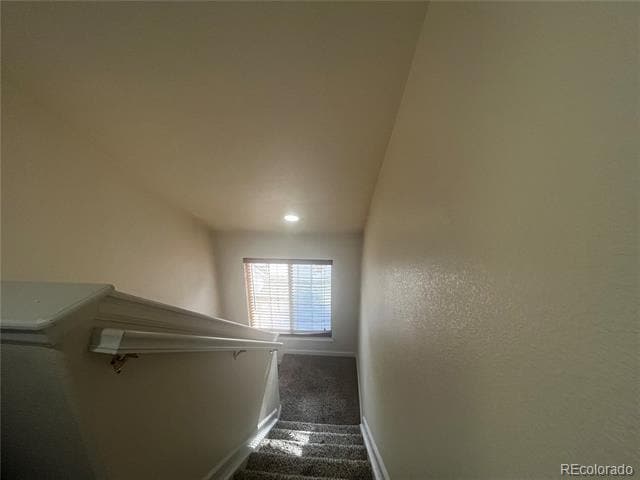 Building Photo - 16901 E Warren Pl