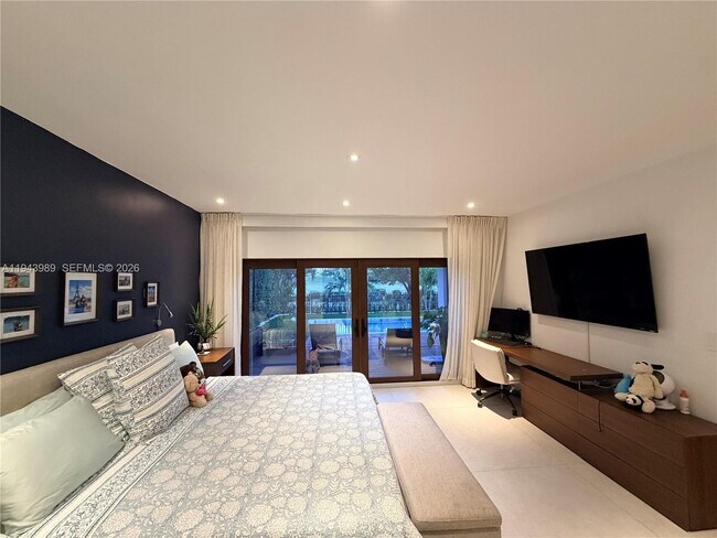 Building Photo - 5911 Alton Rd