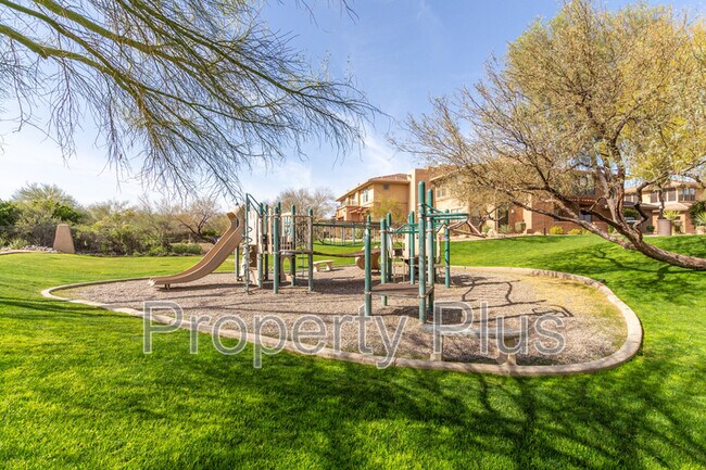 Building Photo - 4211 N 153rd Dr