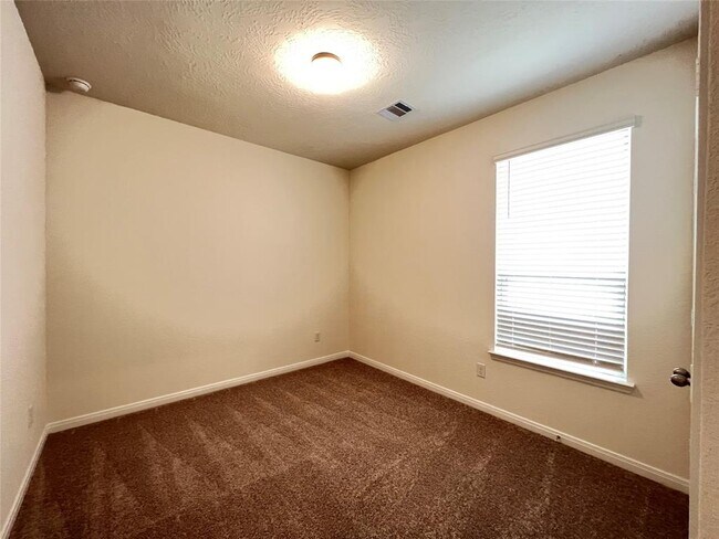 Building Photo - 2107 Katalonia Ln