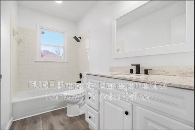 Building Photo - 12908 W 102nd St