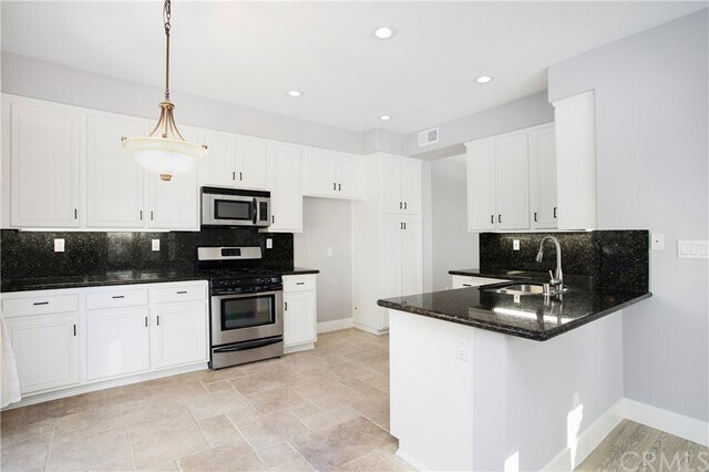 Building Photo - 131 Mira Mesa