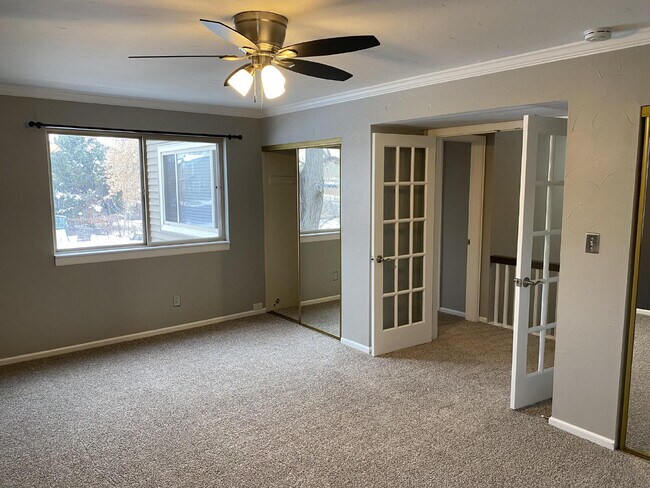 Building Photo - "Charming 2-Bed Townhouse Retreat in Denver – Spacious 1,240 Sq Ft with 1.5 Baths!"