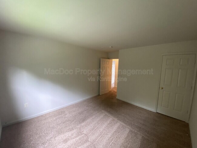 Building Photo - 10910 Coreys Way