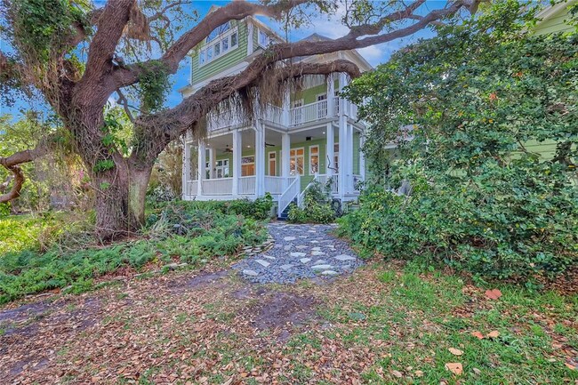Building Photo - 6220 Bayshore Blvd