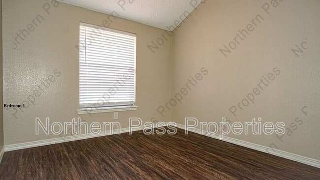 Building Photo - 4553 Gen Maloney Cir