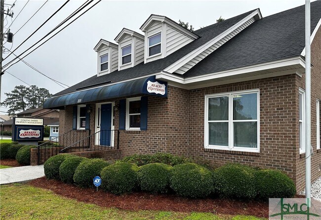 Primary Photo - 231 Stephenson Ave