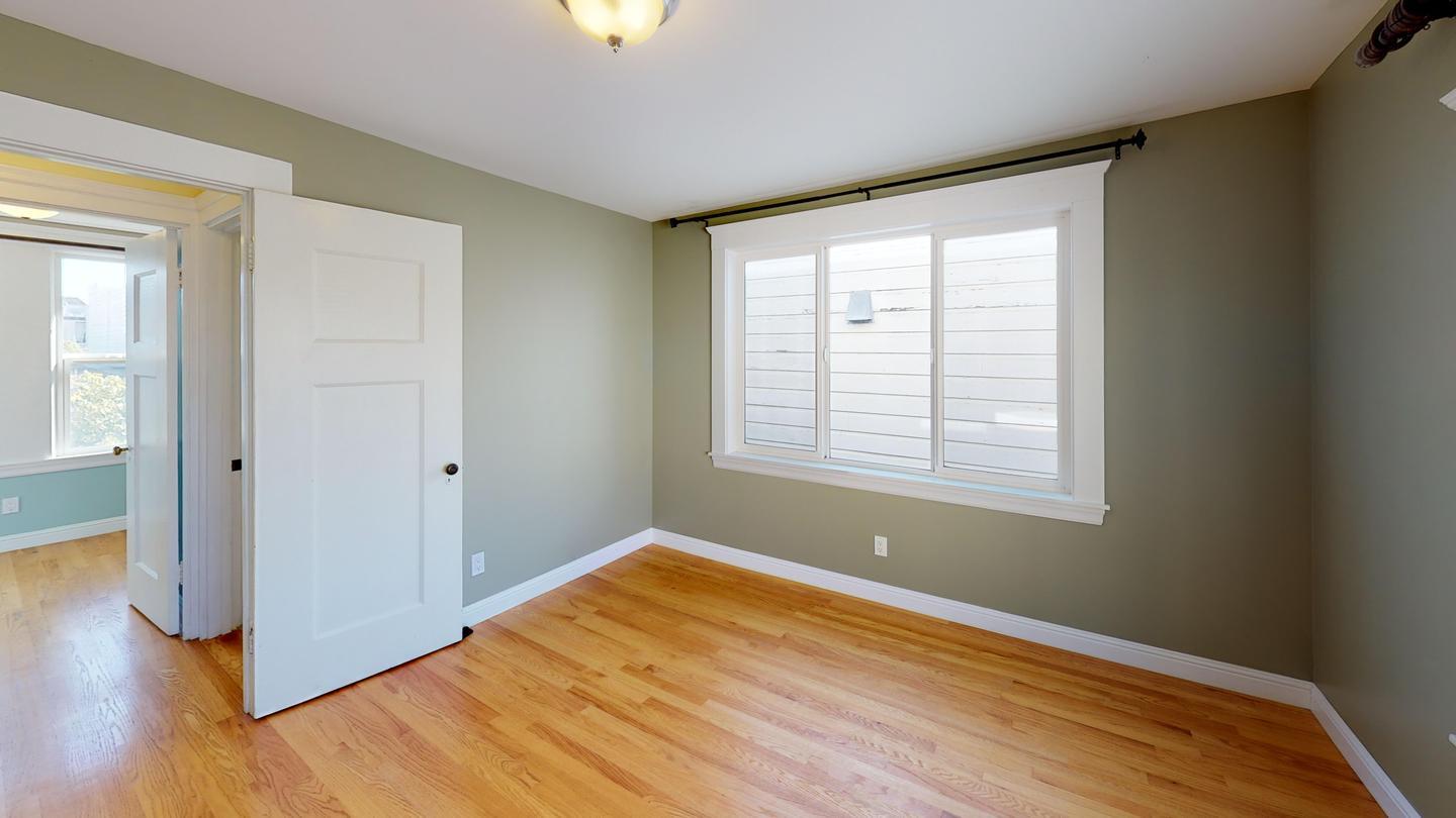 Building Photo - 1235 24th Ave