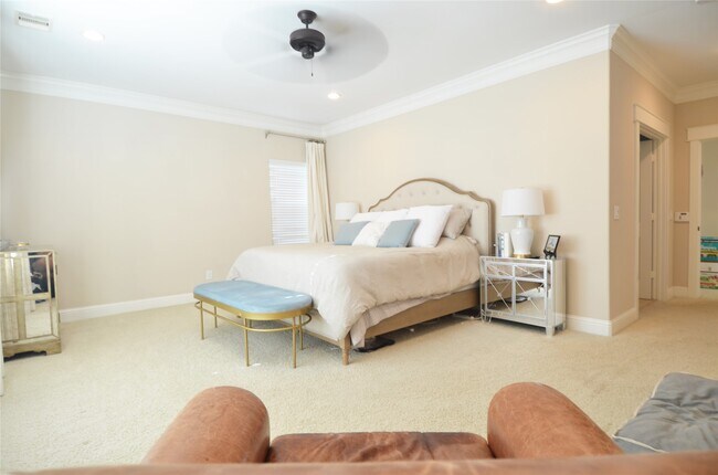 Building Photo - 8610 Ashland Way