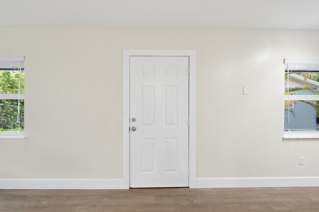 Building Photo - 349 Wickline Blvd