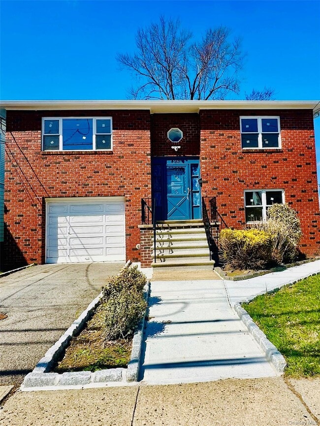Building Photo - 495 Kimball Ave