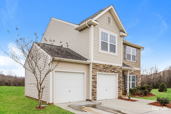 Building Photo - 4394 Lochurst Dr