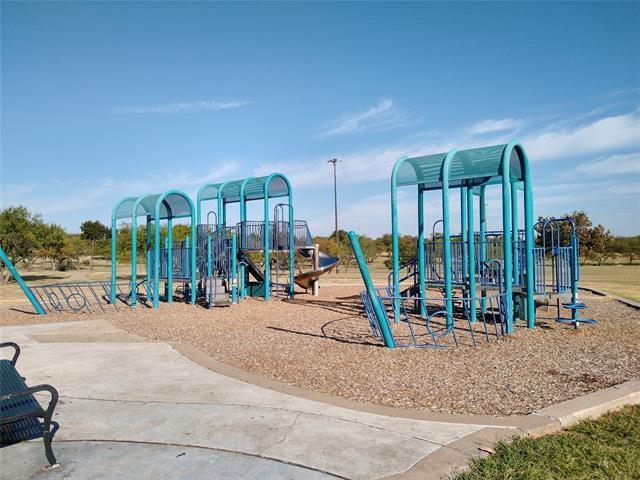 Building Photo - 1846 Bayfront Dr