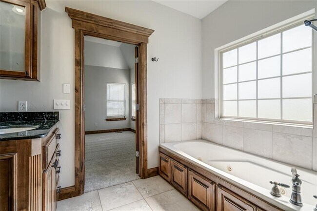 Building Photo - 22525 Lindy Terrace