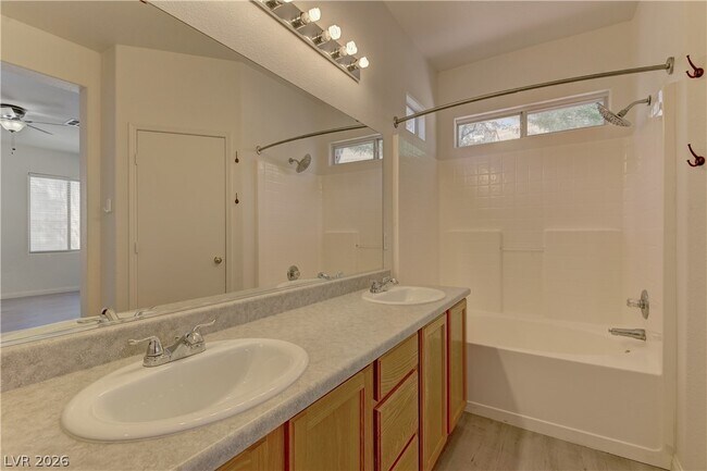 Building Photo - 4613 Rising Cove St
