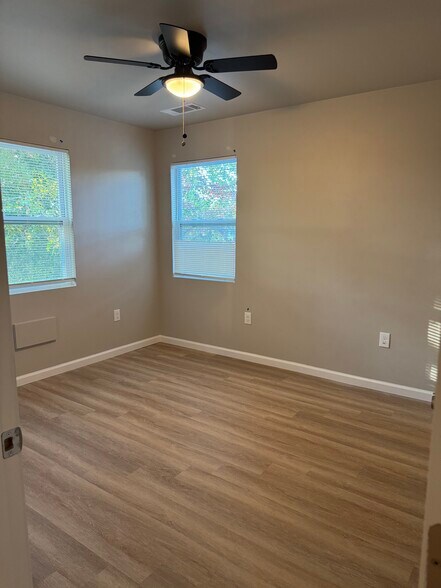 Building Photo - 2447 McAlpin Ter
