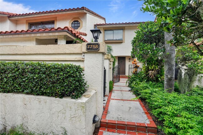 Building Photo - 7758 La Mirada Dr