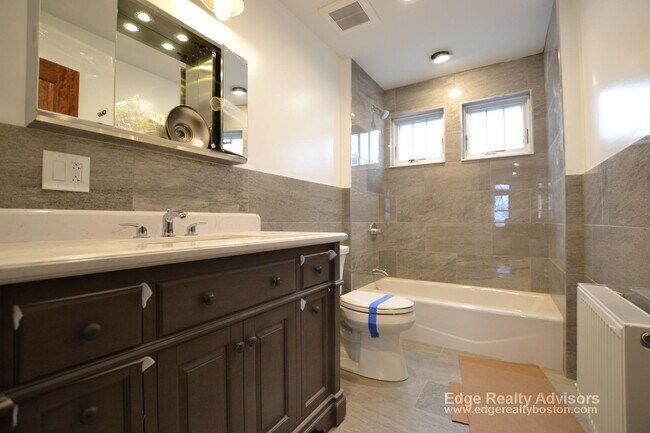 Building Photo - 38 Gerrish St