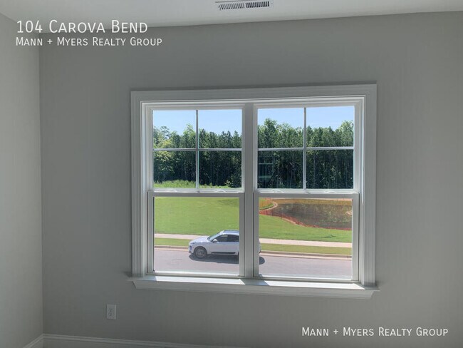 Building Photo - 104 Carova Bnd