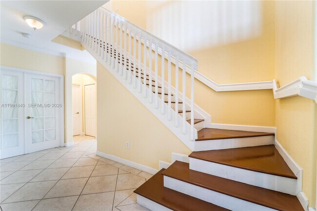 Building Photo - 200 SW 87th Path