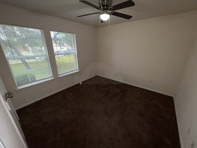 Building Photo - 5705 Sulfur Spring Dr