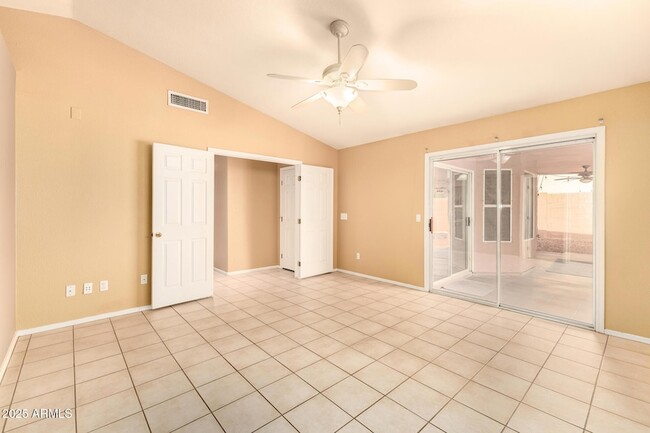 Building Photo - 15221 N 87th Dr