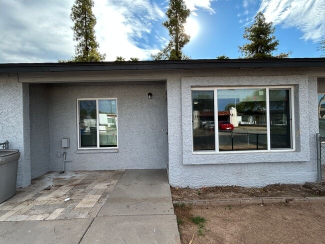 Building Photo - New Remodel