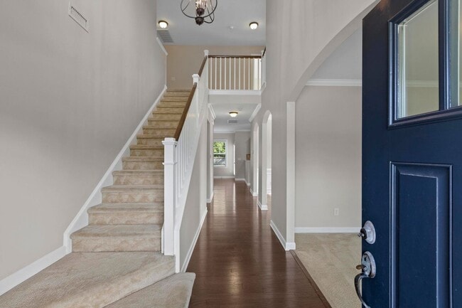 Building Photo - 4 Bedroom in Mimosa Bay with BOAT ACCESS!