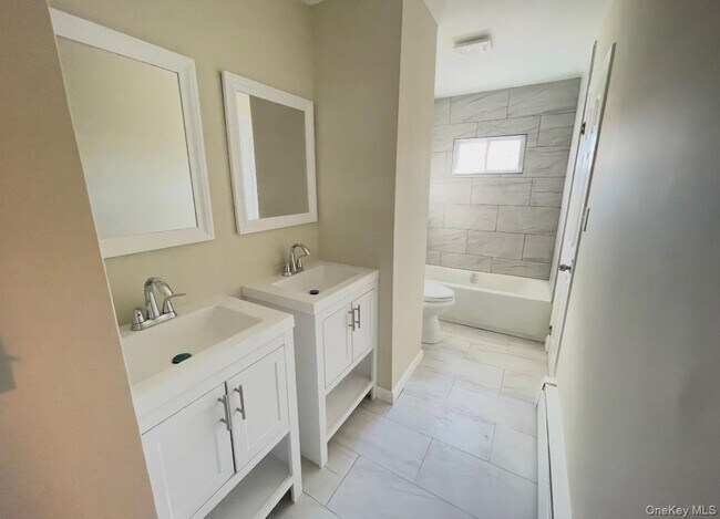 Building Photo - 10 Congress Dr