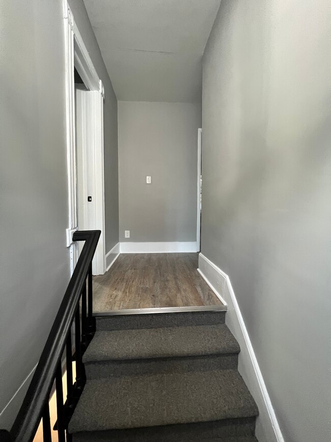 Building Photo - 425 Ellicott St