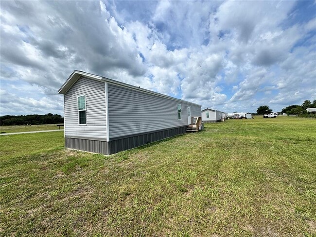 Building Photo - 1115 NW 12th Ln