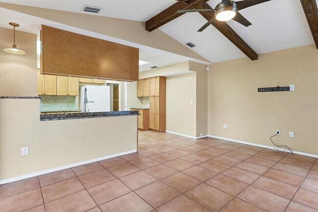 Building Photo - 5221 Lemon Bay Dr
