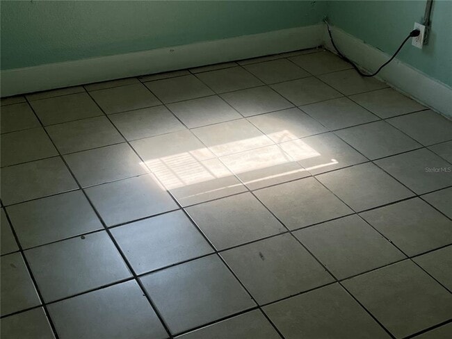 Building Photo - 2002 E 33rd Ave