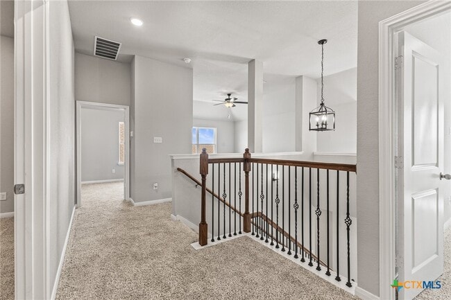 Building Photo - 1024 Shelby Dr